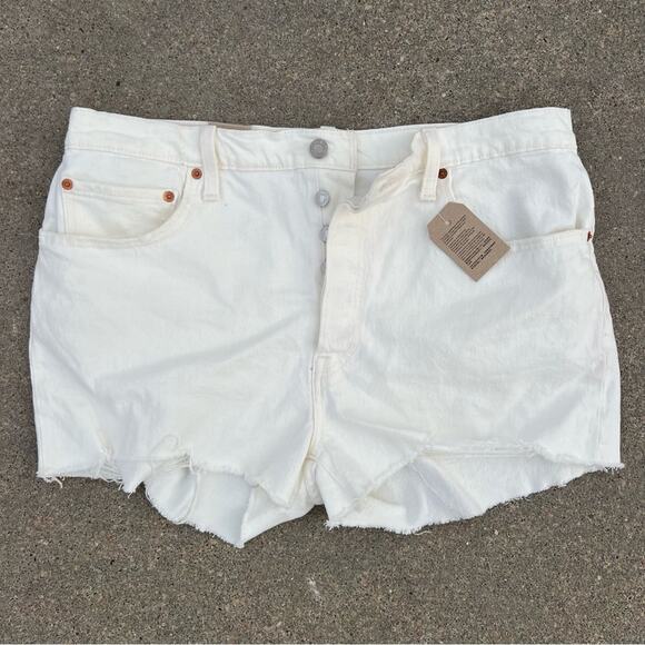 Levi’s 501 white frayed hem button fly distressed festival Jean shorts - Picture 3 of 9